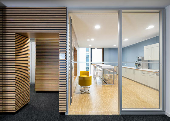 90mm Models Thickness Framed Single Glass / Double Glass Partition Wall With Louver