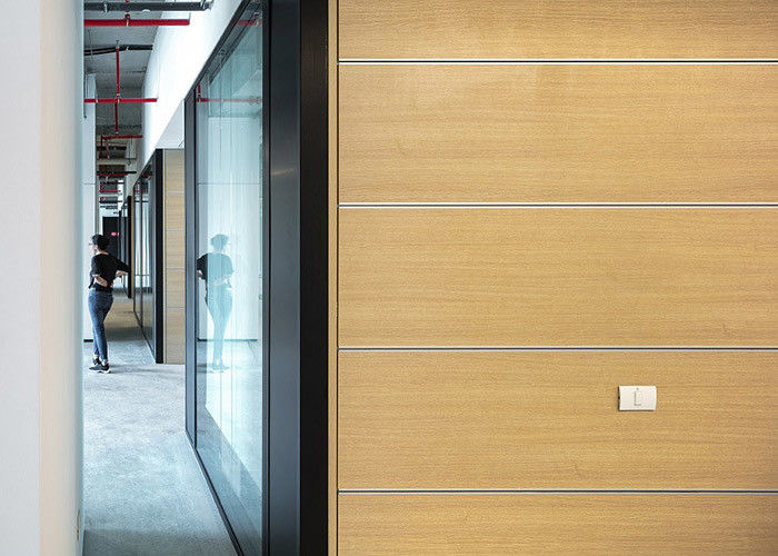 Interior Office Wooden Partition Wall Supplier Solid / Glass Partition Wall